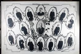[Retratos de varios hombres, en marcos ovalados, correspondientes al personal de la "Biblioteca Nacional", destacando Luis Montt, director en 1906 y Ramón Laval Alvear]