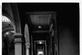 [Biblioteca Nacional. Pasillo del segundo piso]